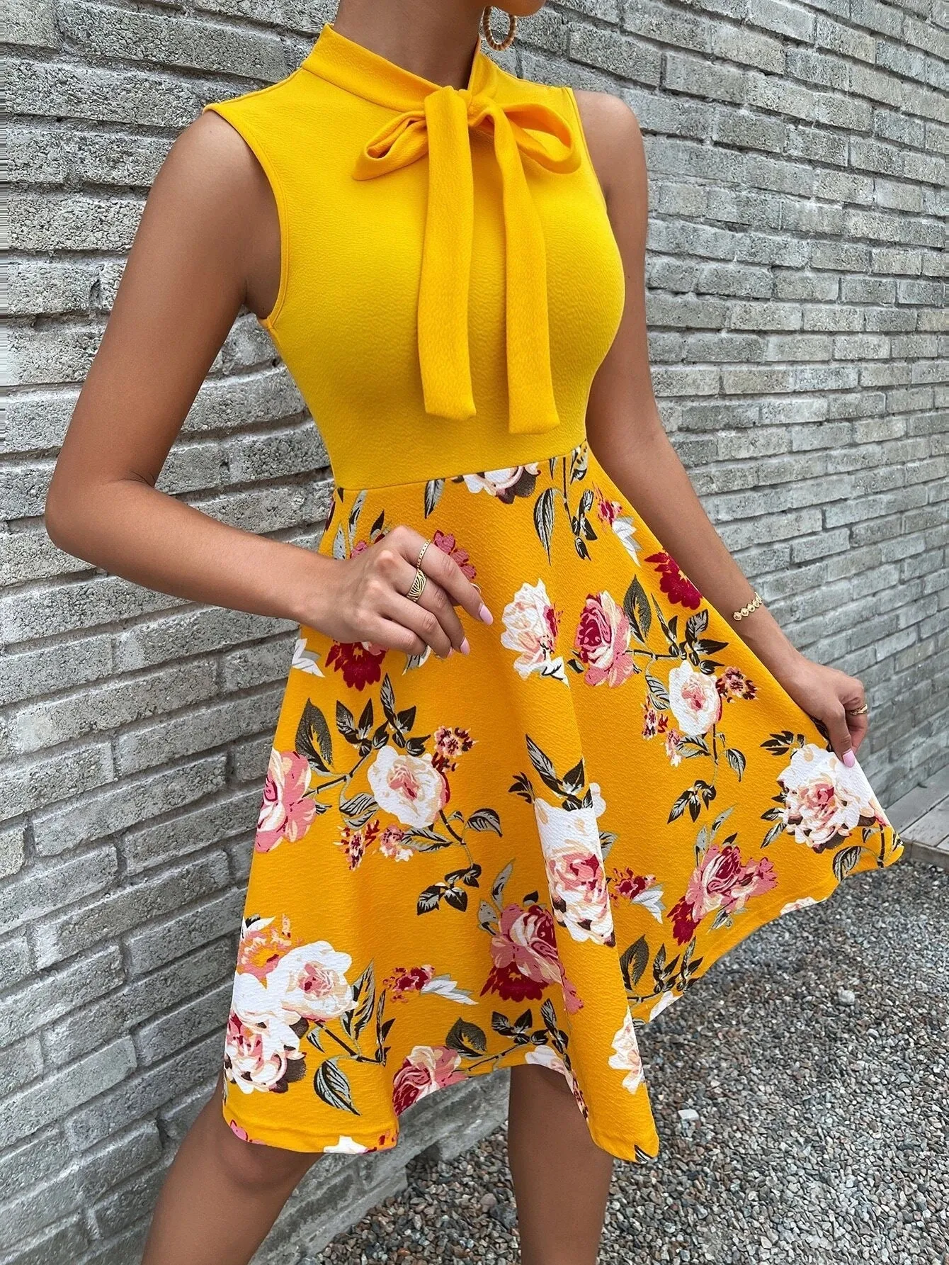 A-Line Sleeveless Floral Dress with Bow Collar