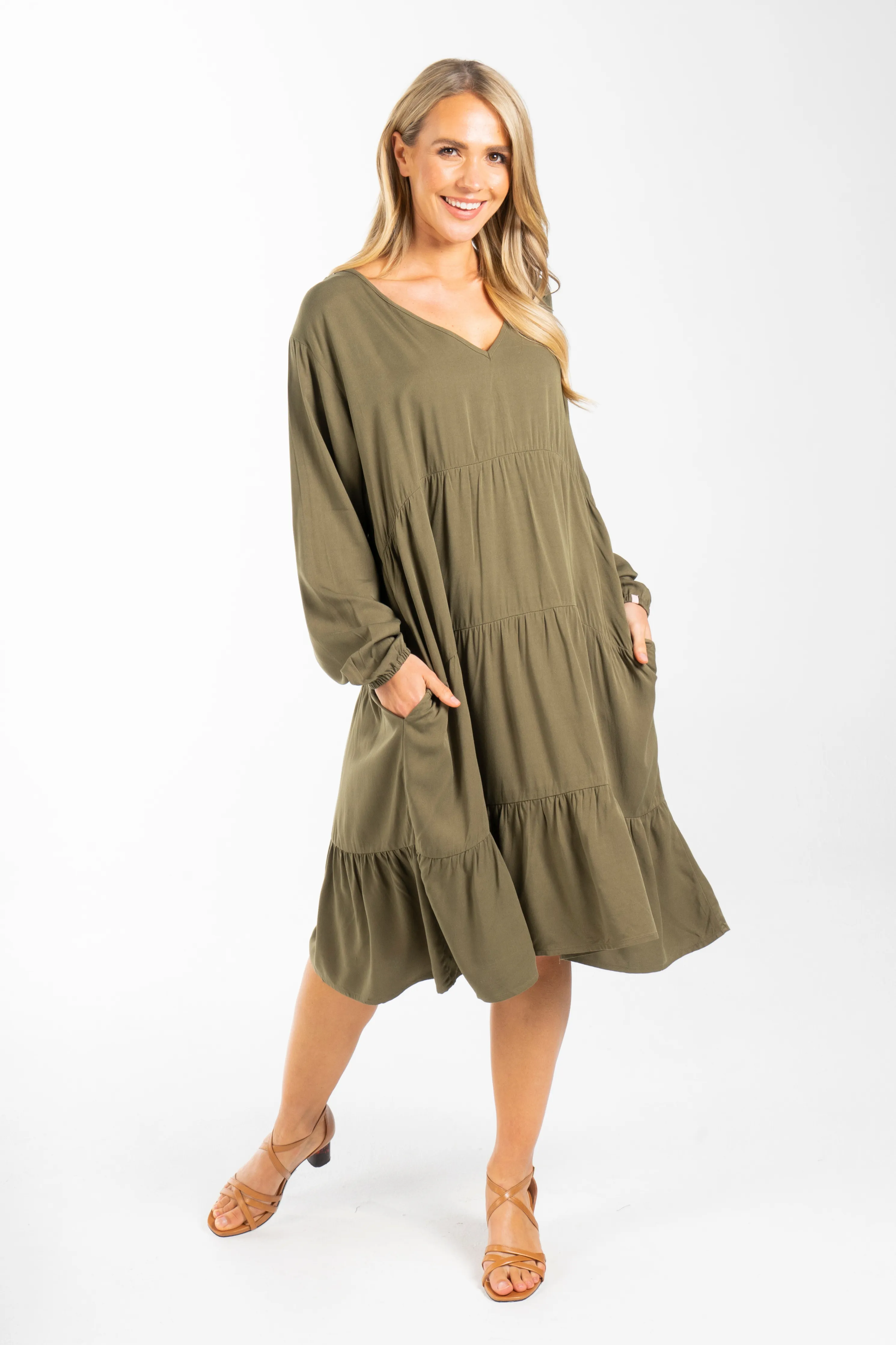 FINAL SALE Long Sleeve Chic Dress in Khaki