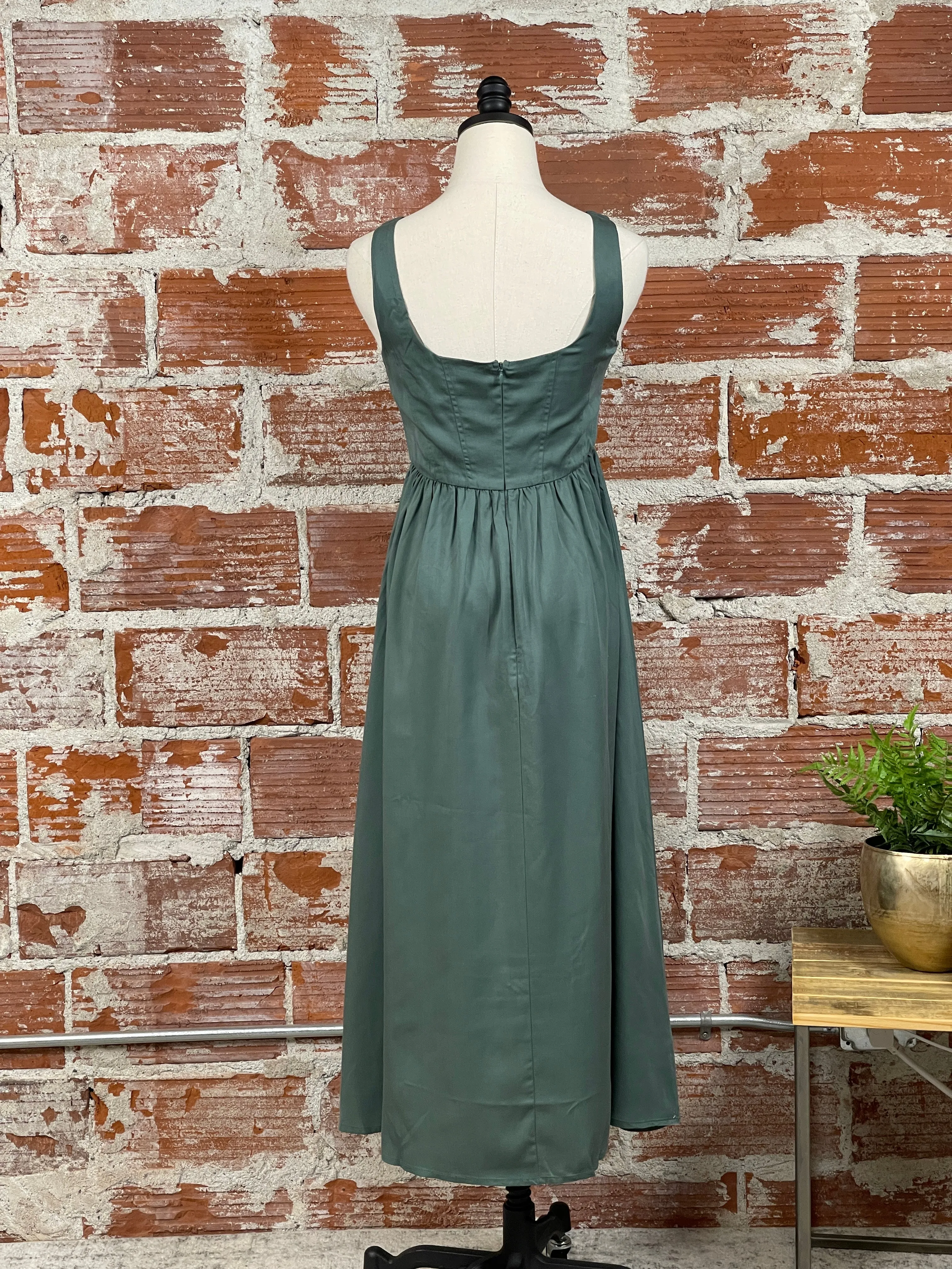 Pisa Dress in Botanical Green