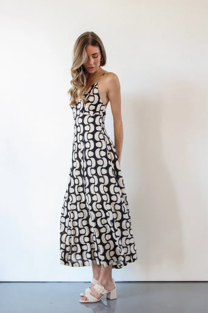 Tuscany Chic Midi Dress